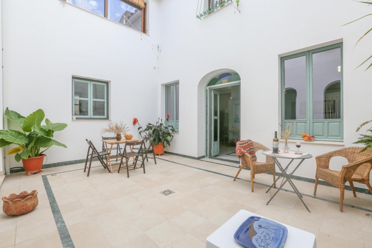 Gasthaus Casa Senorial Con Piscina. Casa Donna Isabel Peñaflor Exterior foto